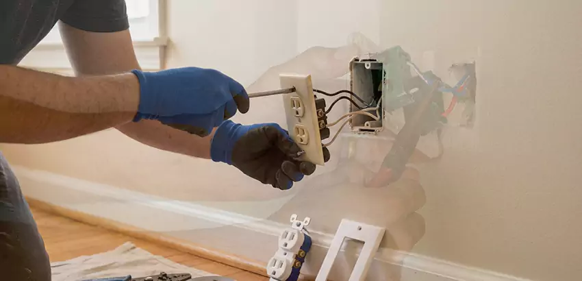USB Outlet Replacement in Apollo Beach
