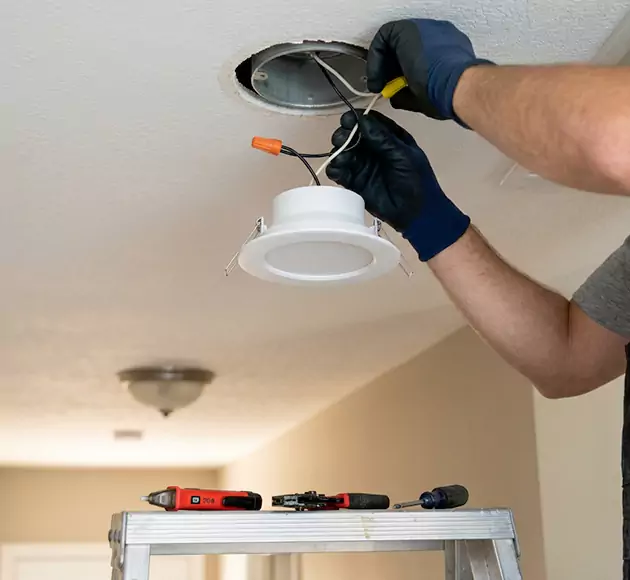 Professional Recessed Light Replacement: Your Local Retrofit Team in Apollo Beach, FL